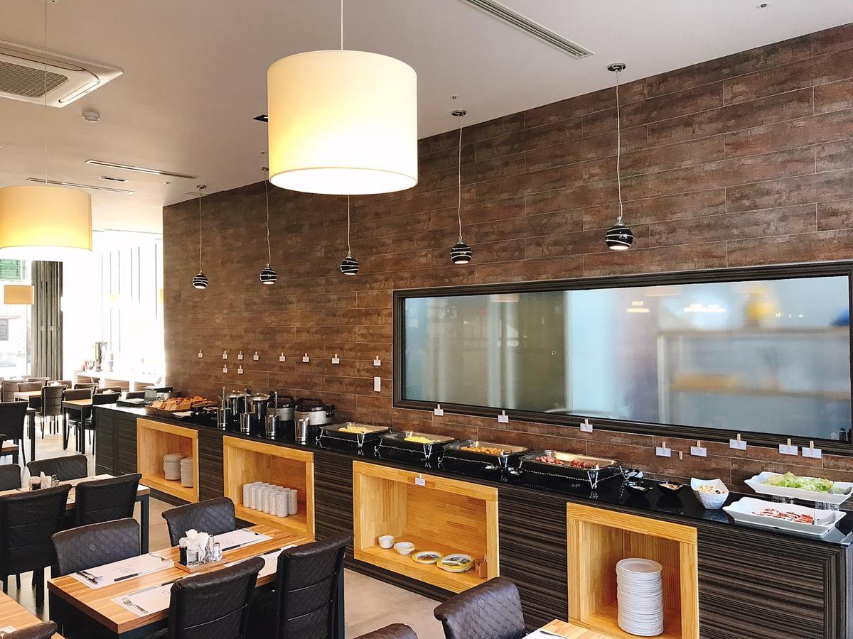 Honors Hotel Hwaseong Exterior photo